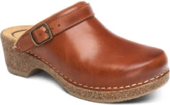 Aetrex Women's Beckie Cork Clog 6 Aetrex Women's Beckie Cork Clog -Englin's fine footwear aetrex womens beckie cork clog cognac lc204w 43484.1758916954