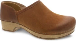 Dansko Brenna -Englin's fine footwear dansko womens brenna tan burnished suede 9431151600 42507.1700858693