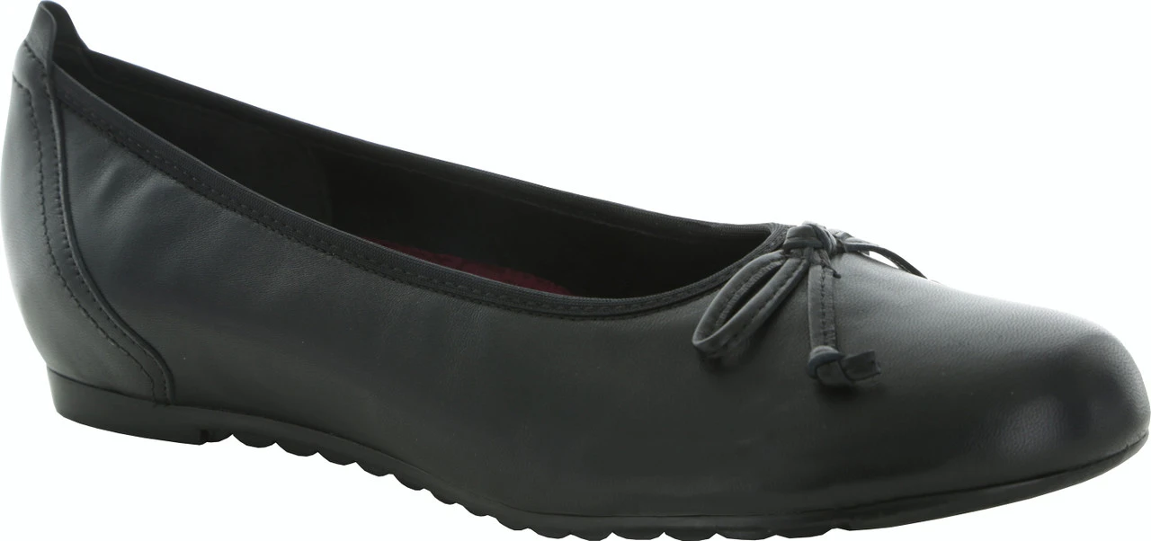 Munro Quinn 1 Munro Quinn