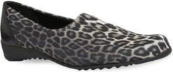 Munro Traveler -Englin's fine footwear munro womens traveler leopard stretch fabric m741607 82335.1604688847