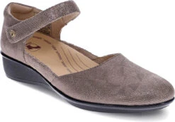 Revere Women's Osaka 7 Revere Women's Osaka -Englin's fine footwear revere womens osaka champagne angle 33osakcan 57668.1724373580