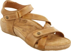 Taos Universe 8 Taos Universe -Englin's fine footwear taos womens universe camel unv 1340 cml 43993.1682088080