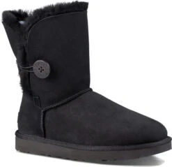 UGG Women's Bailey Button II
