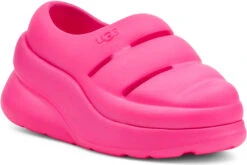 UGG Toddlers Sport Yeah Clog 5 UGG Toddlers Sport Yeah Clog -Englin's fine footwear ugg childrens toddlers sport yeah clog taffy pink 1133771t typn 10329.1661535351