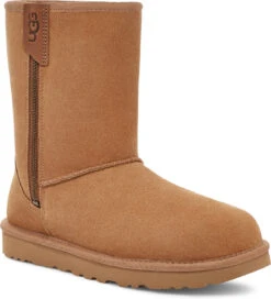 UGG Women's Classic Short Bailey Zip